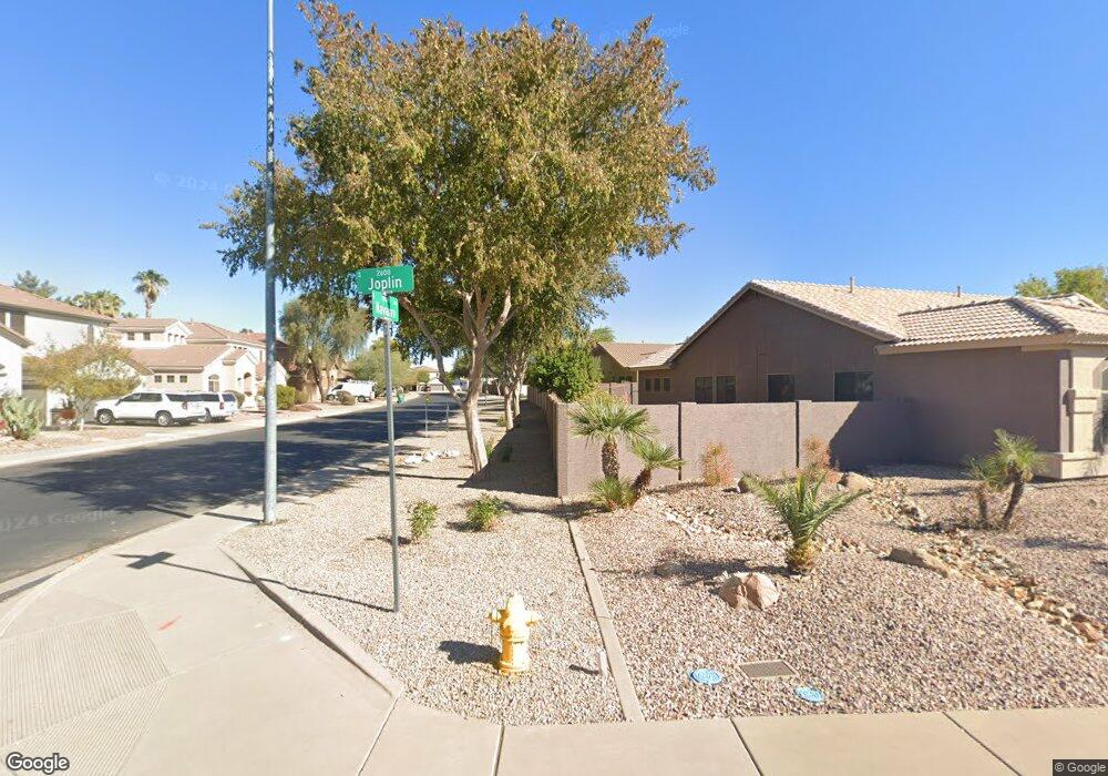 2433 S Joplin, Mesa, AZ 85209 - photo 1