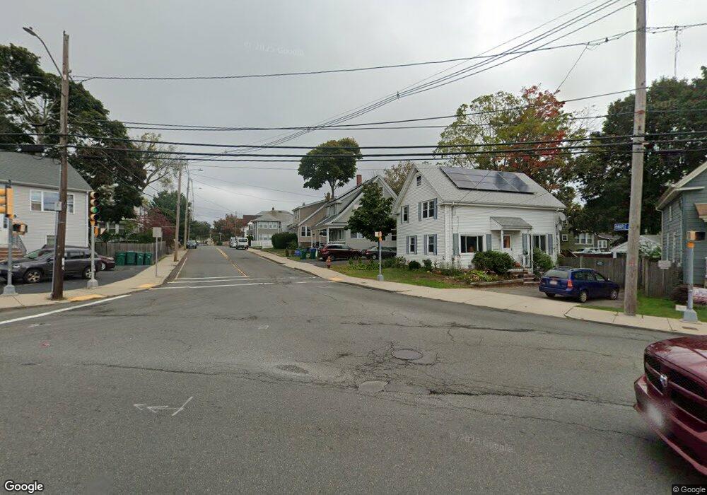 2 4 1 Euclid Ave unit 2, Lynn, MA 01904 - photo 1