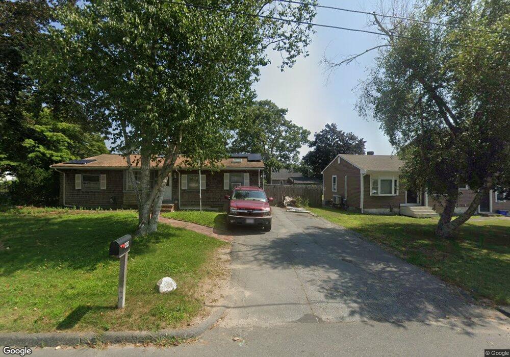 47 Hacker St, Fairhaven, MA 02719 - photo 1