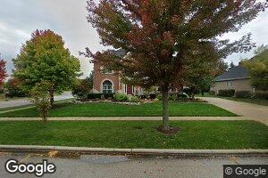5 Mitchell Cir, Wheaton, IL 60189
