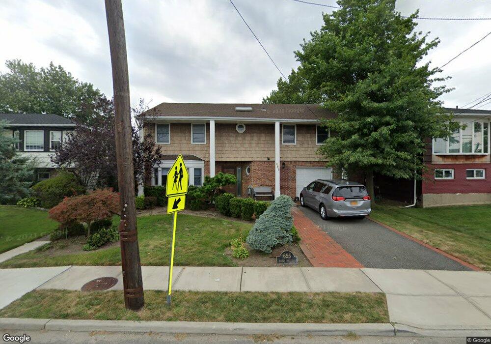 655 Branch Blvd, Cedarhurst, NY 11516 - photo 1