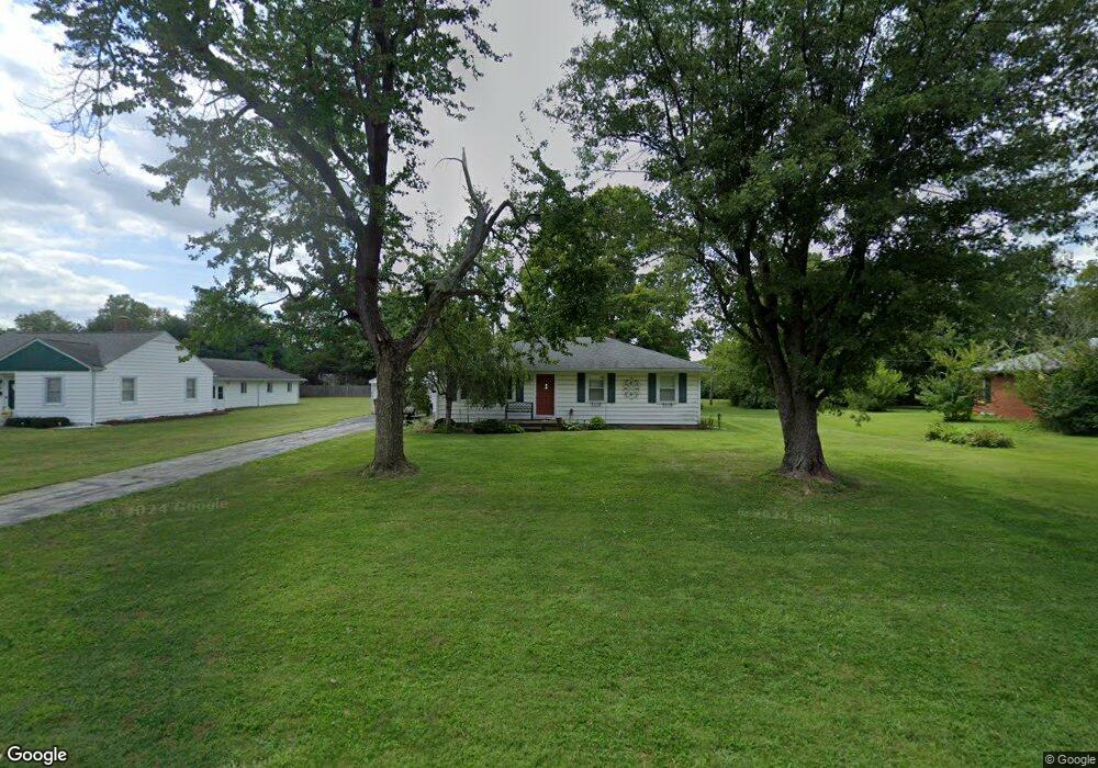 3338 Mccullough Ln, Columbus, IN 47203 - photo 1