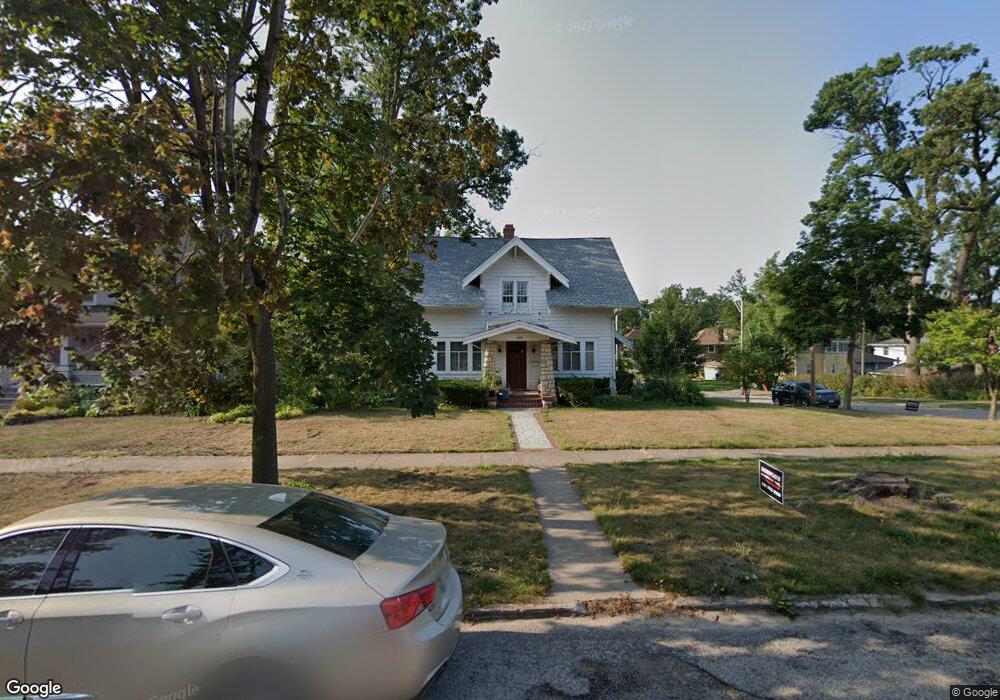 2003 4th Ave SE, Cedar Rapids, IA 52403 - photo 1