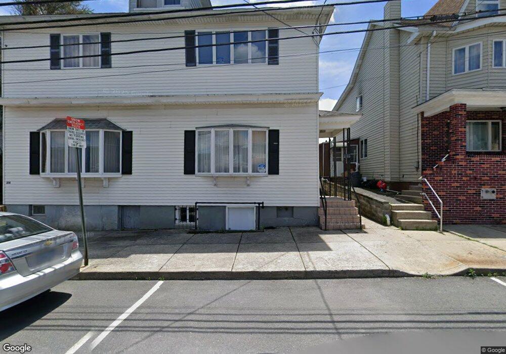 216 W Phillips St, Coaldale, PA 18218 - photo 1