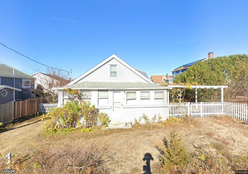 9 51st St, Newburyport, MA 01951 - photo 1