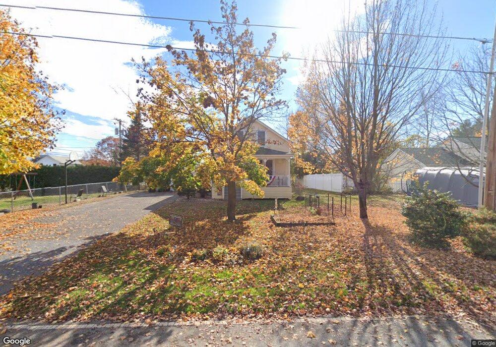 27 Maple Leaf Ln, Shelburne, VT 05482 - photo 1