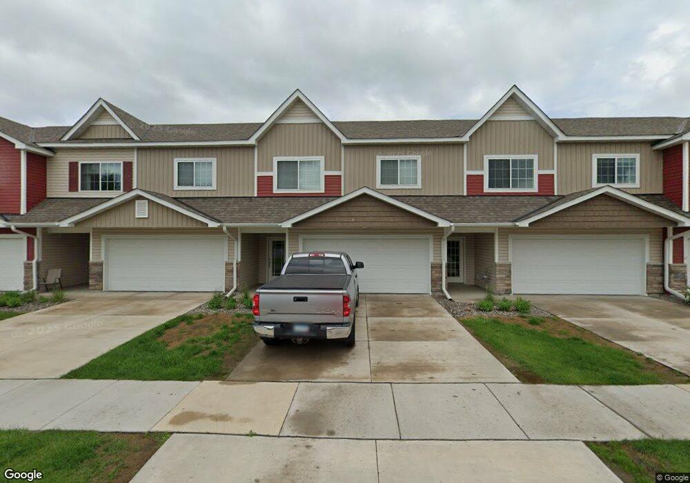 8526 Gateway Cir, Monticello, MN 55362 - photo 1