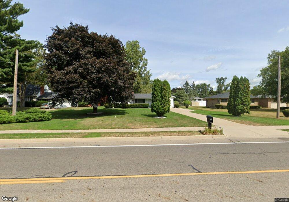 3718 W Holmes Rd, Lansing, MI 48911 - photo 1