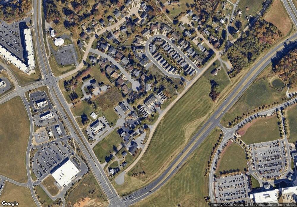 2465 Twin Gables Ct, Harrisonburg, VA 22801 - photo 1