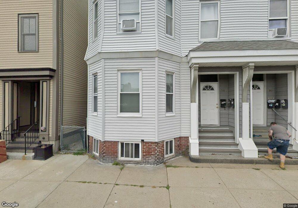 738 E 6th St, Boston, MA 02127 - photo 1