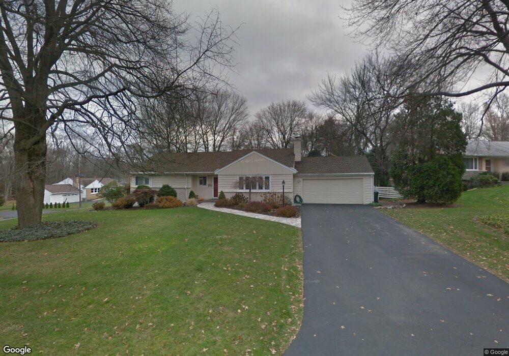 20 Whalley Rd, Trumbull, CT 06611 - photo 1