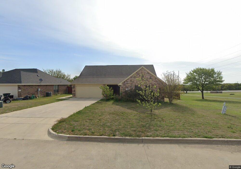 111 Nighthawk St, Weatherford, TX 76088 - photo 1