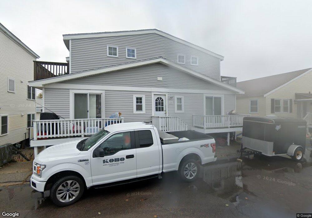 106 Railroad Ave unit 5, Salisbury, MA 01952 - photo 1