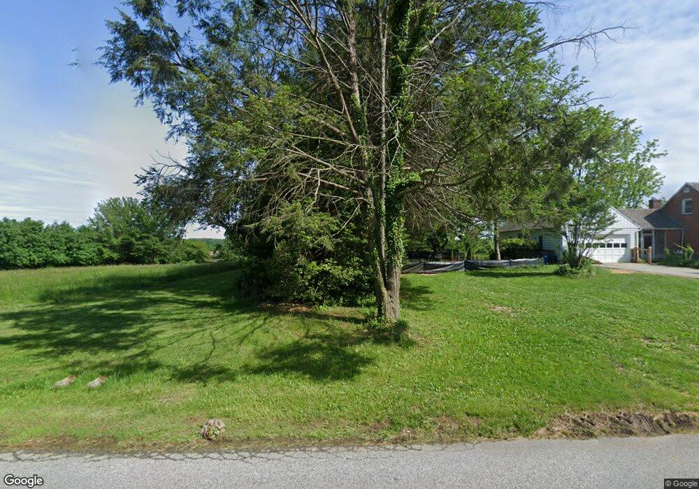 1405 Ivy Hill Rd, Cockeysville, MD 21030 - photo 1