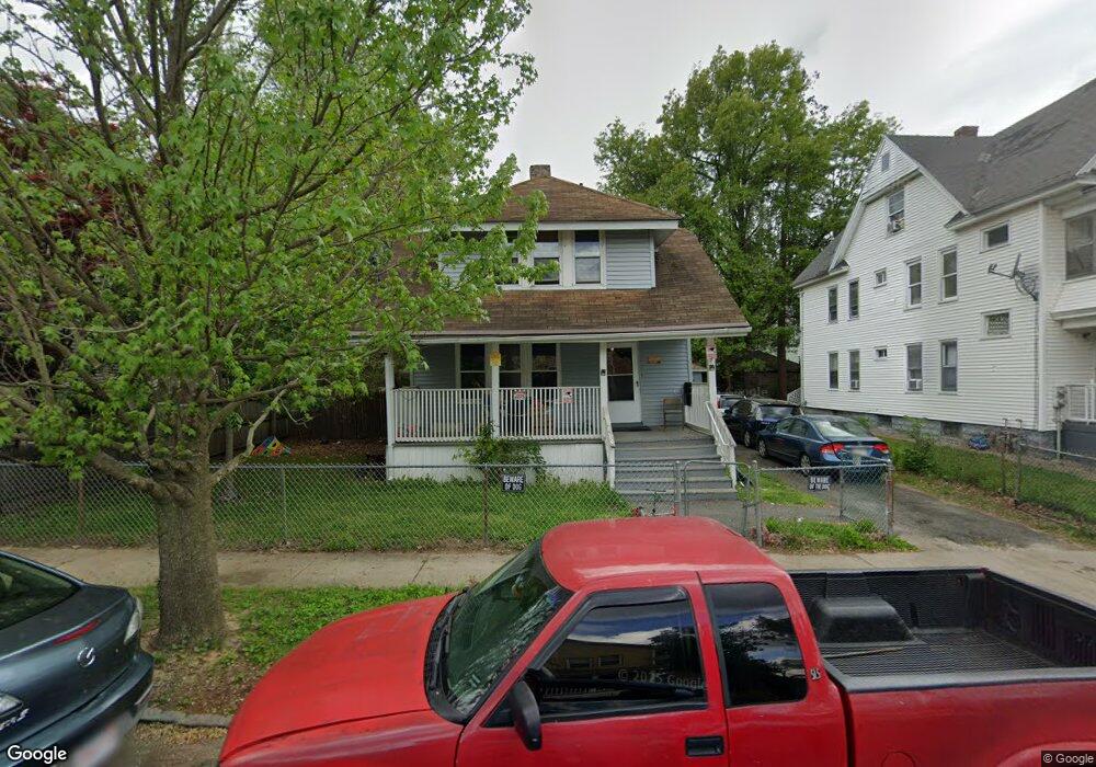 184 Dunmoreland St, Springfield, MA 01109 - photo 1