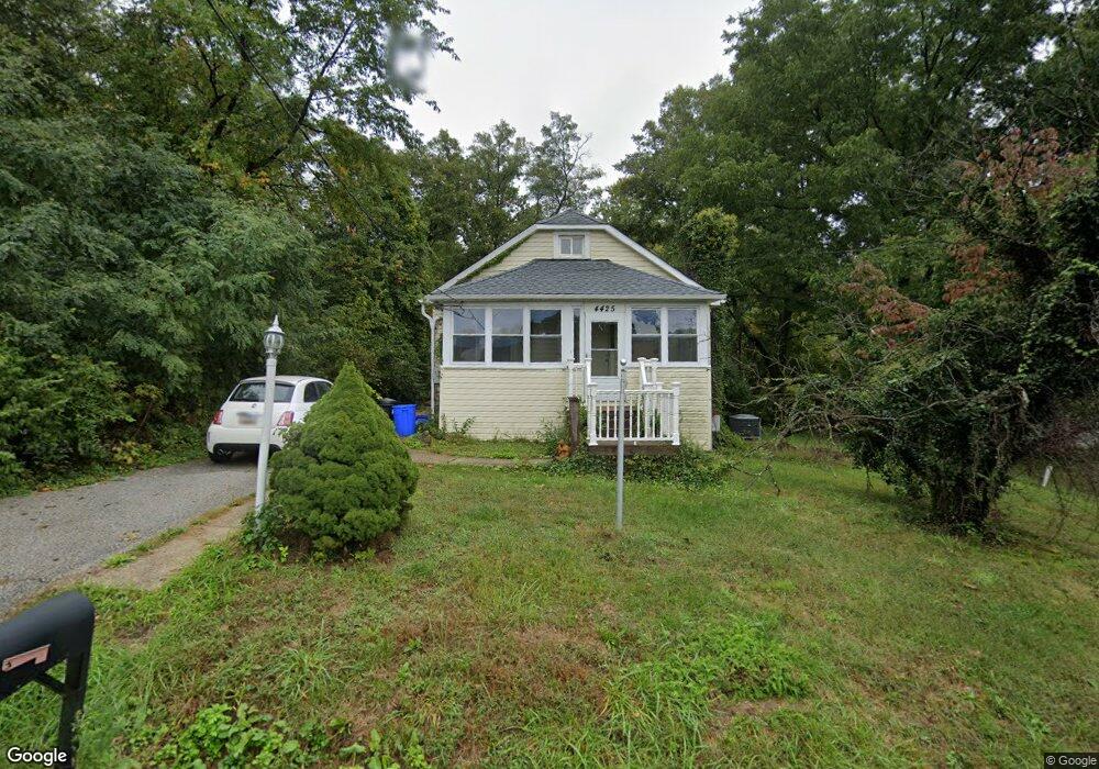 4425 Foerster Rd, Halethorpe, MD 21227 - photo 1