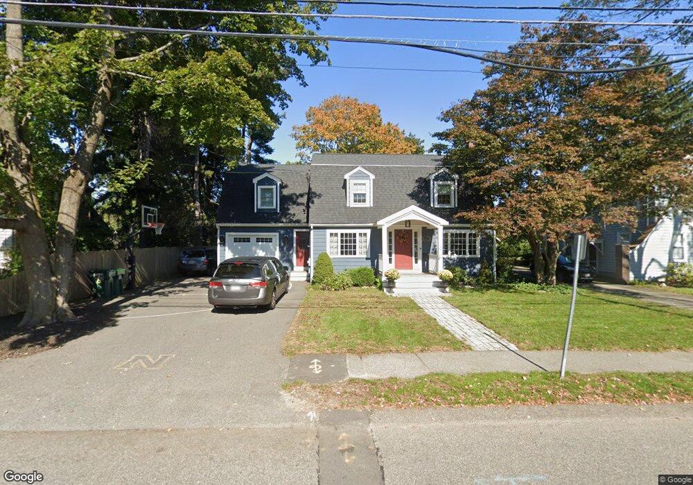 185 Lindbergh Ave, Needham Heights, MA 02494 - photo 1