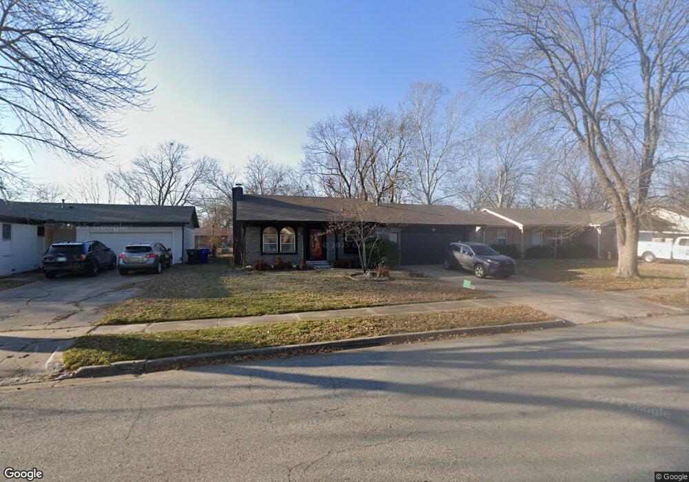 1720 S Pecan Ave, Broken Arrow, OK 74012 - photo 1