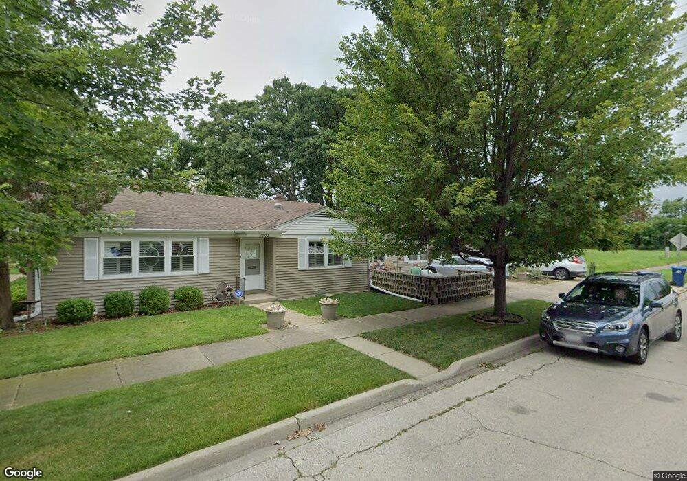 1702 Walnut St, Waukegan, IL 60085 - photo 1