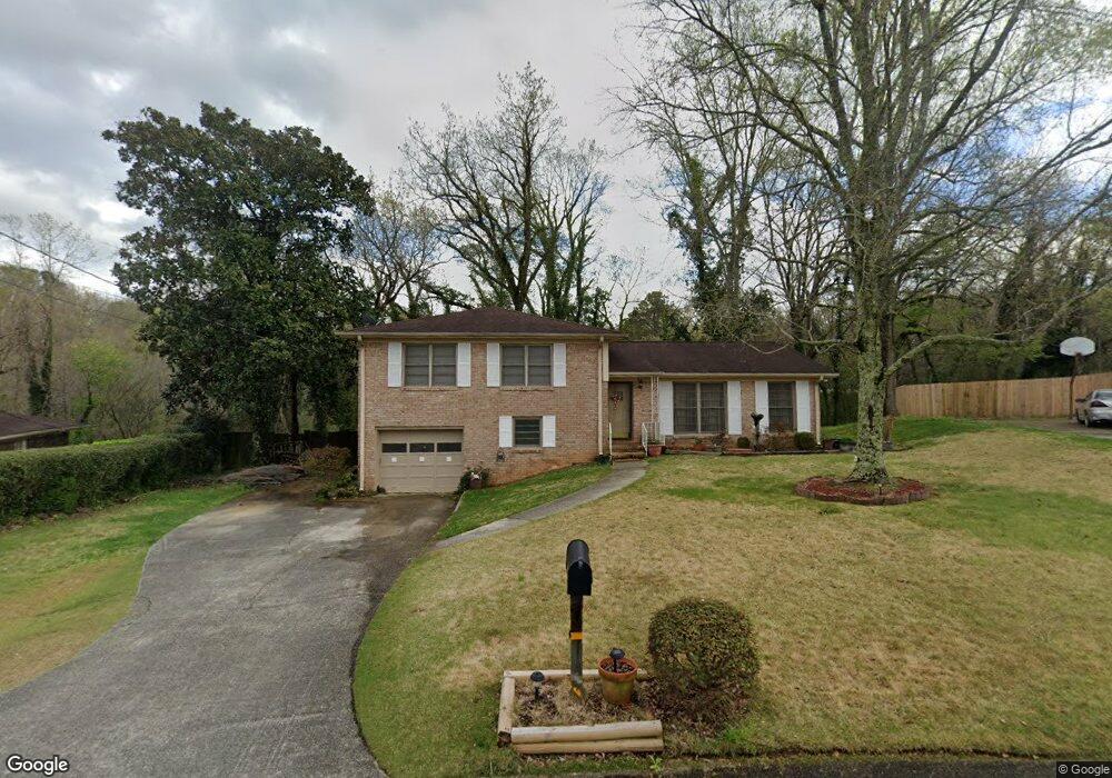 201 28th Ave NW, Center Point, AL 35215 - photo 1