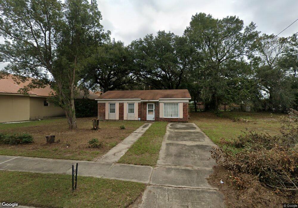 2522 Bartow St, Brunswick, GA 31520 - photo 1