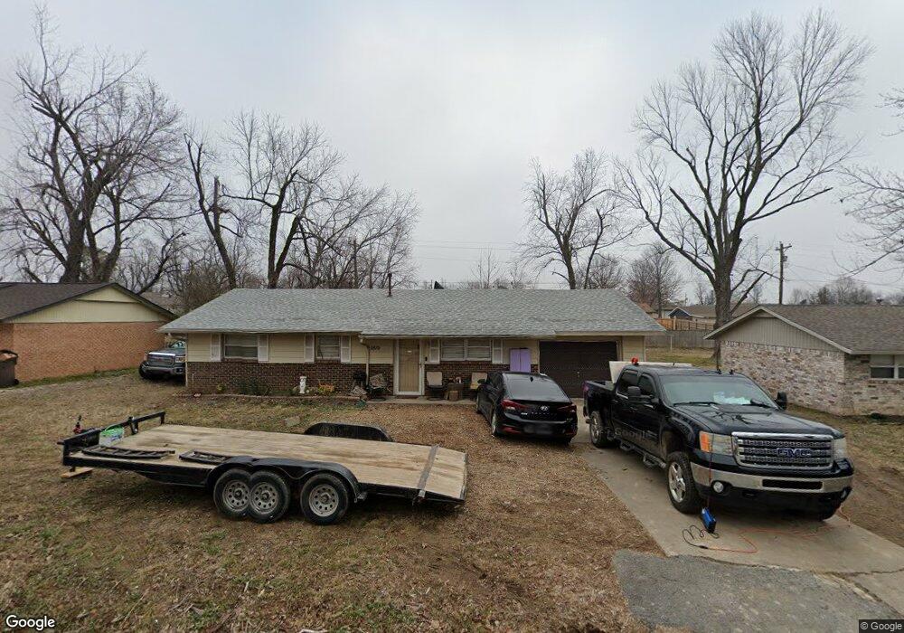 1819 S Beth Dr, Rogers, AR 72758 - photo 1