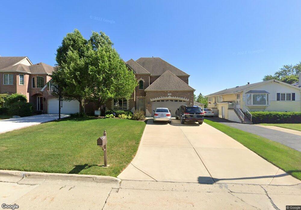 594 W Crockett Ave, Elmhurst, IL 60126 - photo 1