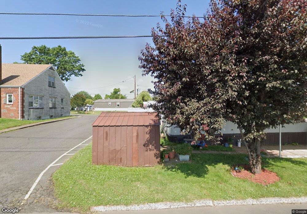 26 Dalbert St unit L5, Carteret, NJ 07008 - photo 1