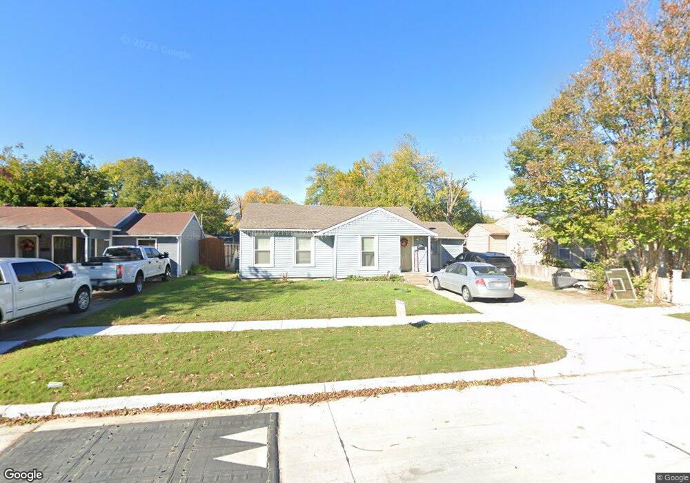 1010 SW 5th St, Grand Prairie, TX 75051 - photo 1