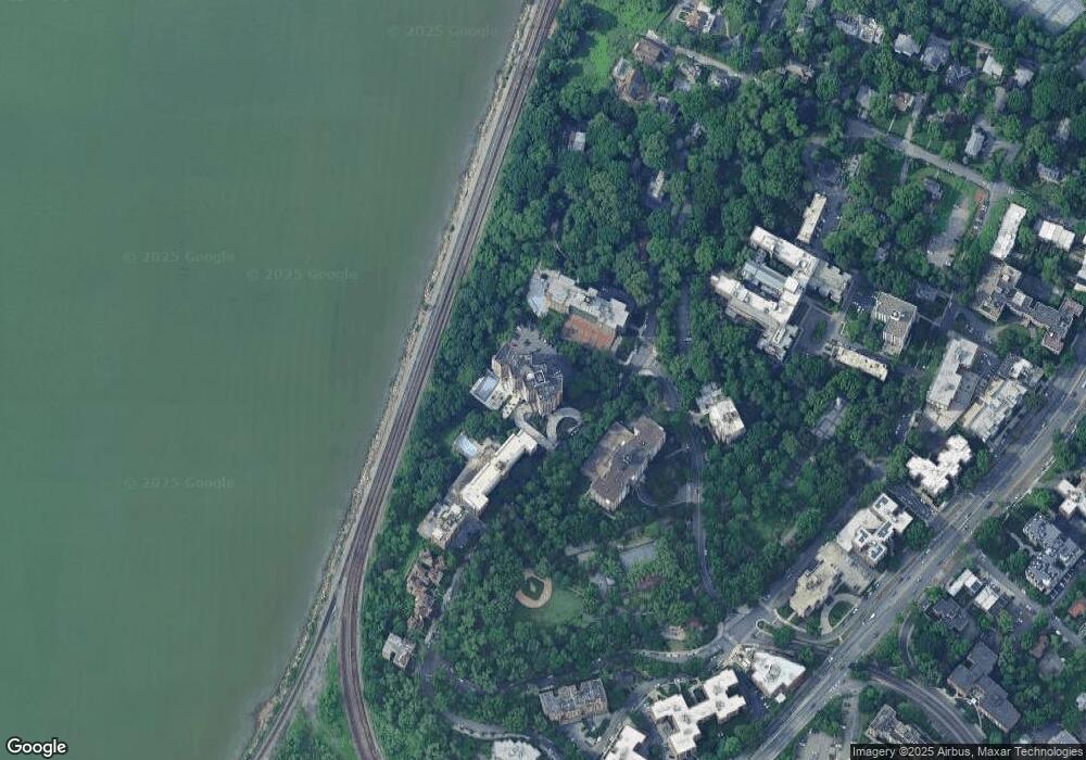 River Terrace Apartments unit 9J, Bronx, NY 10463 - photo 1