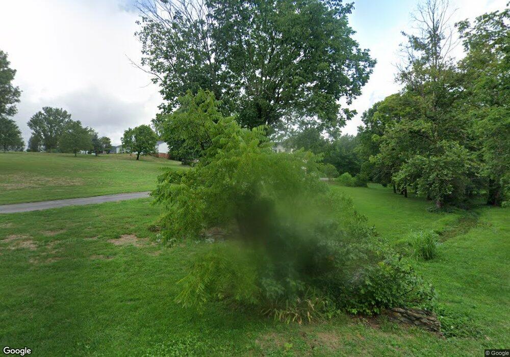 1152 Briarwood Dr, Lawrenceburg, KY 40342 - photo 1