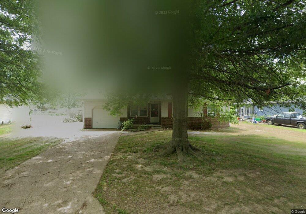 904 W Wollard St, Bolivar, MO 65613 - photo 1