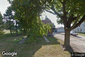 307 SE 7th Ave, Galva, IL 61434