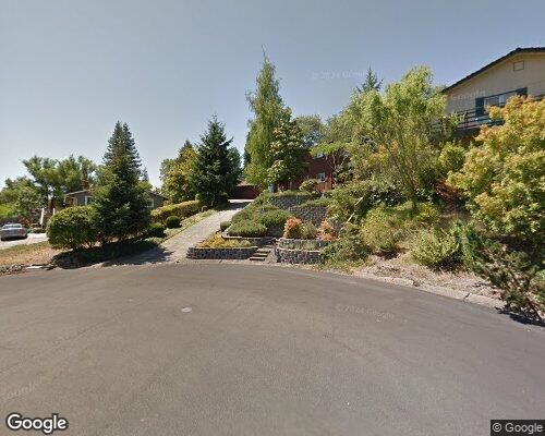 1562 NW Randall Ct, Roseburg, OR 97471 - Homes.com