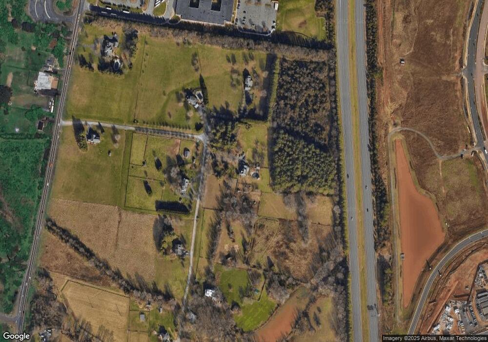 41350 Springfield Ln, Leesburg, VA 20175 - photo 1