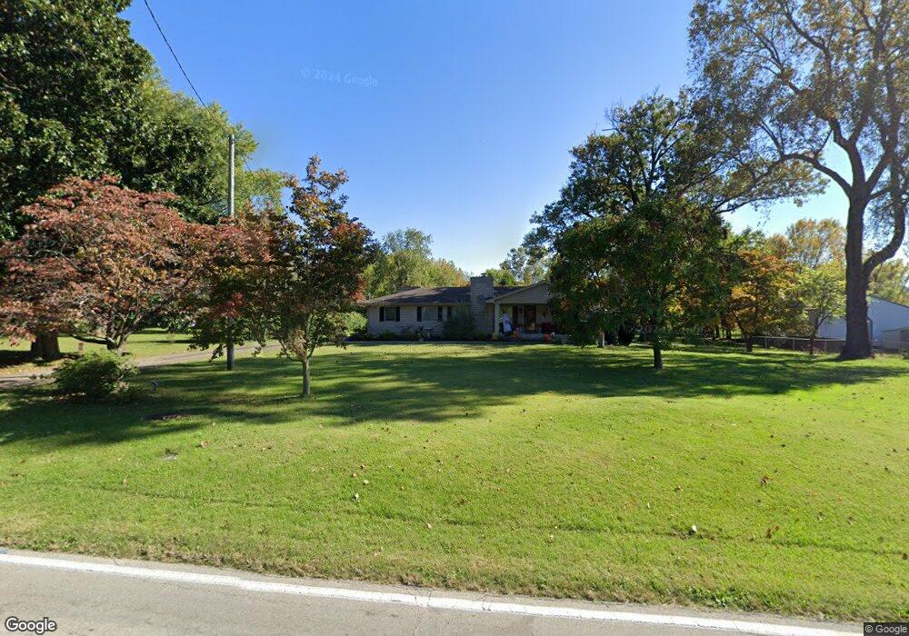 5606 E Manslick Rd, Louisville, KY 40219 - photo 1