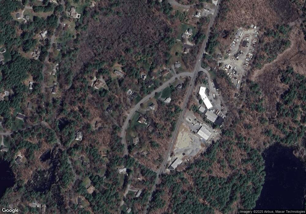 7 Hickory Ln, Ipswich, MA 01938 - photo 1