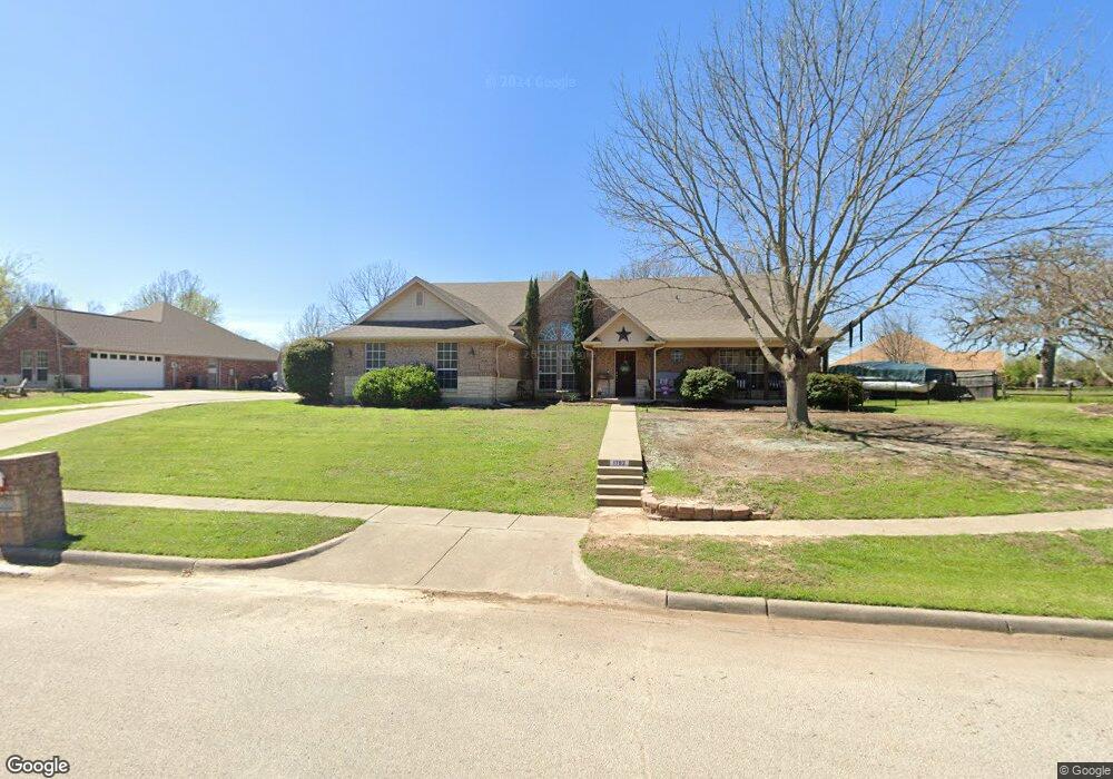 1702 E Lake Dr, Weatherford, TX 76087 - photo 1