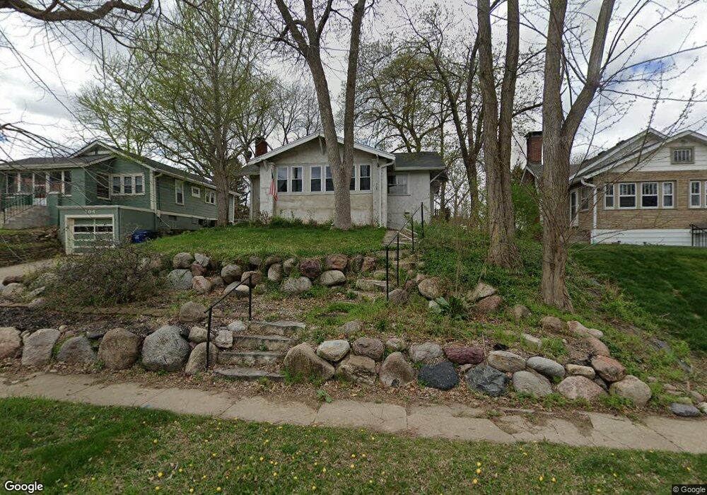 708 41st St, Des Moines, IA 50312 - photo 1