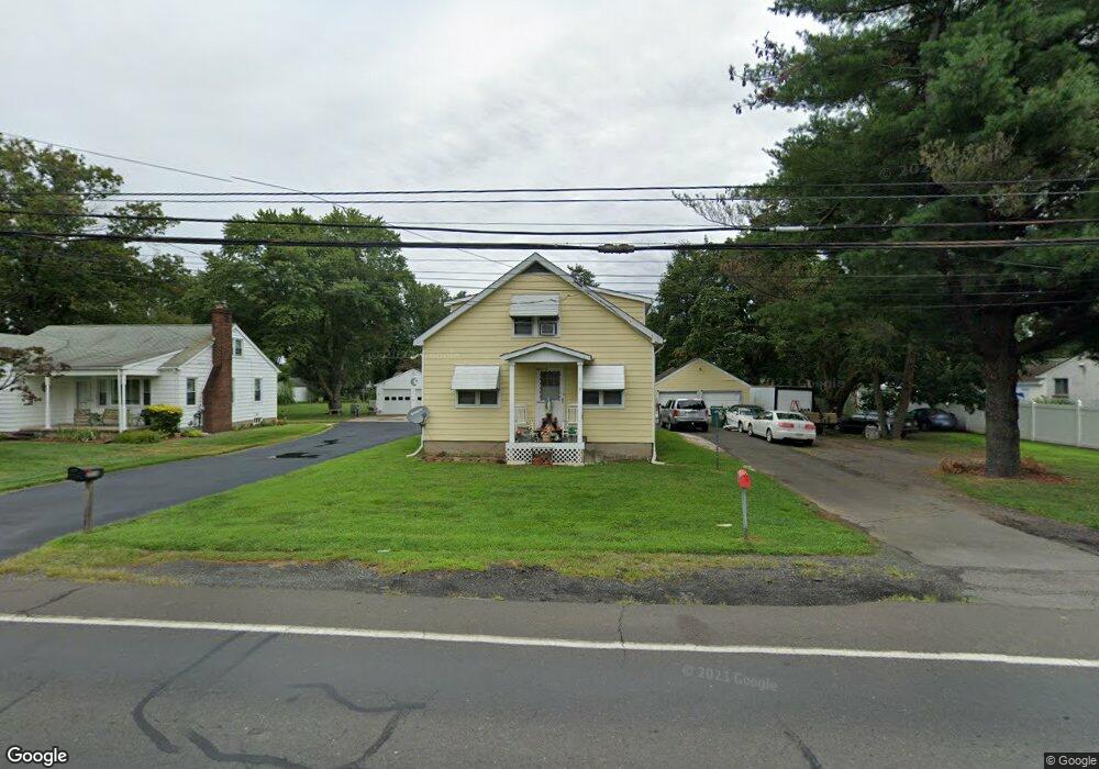 2032 Edgely Rd, Levittown, PA 19057 - photo 1