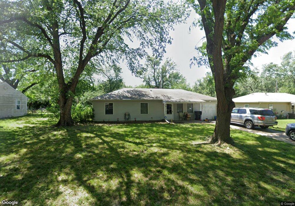 3619 SW Clare Ave, Topeka, KS 66611 - photo 1