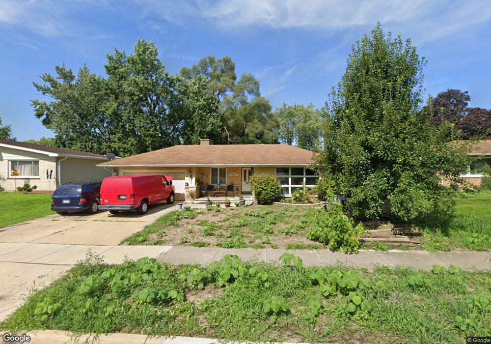 2500 Roberts Ave, Waukegan, IL 60087 - photo 1