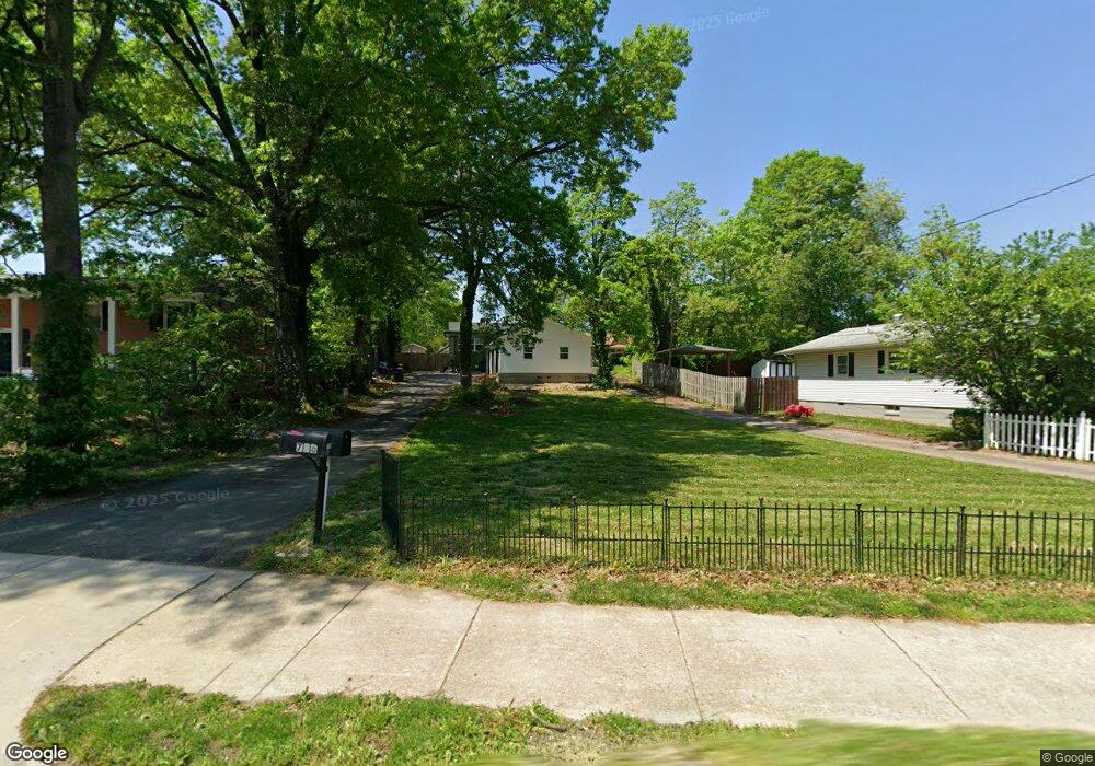 6706 Quander Rd, Alexandria, VA 22307 - photo 1