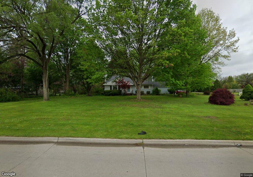 1223 N Linden Rd, Flint, MI 48532 - photo 1
