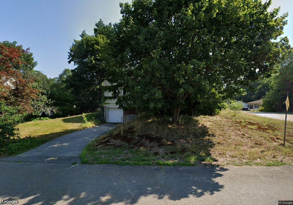 28 Navaho St, Nashua, NH 03063 - photo 1