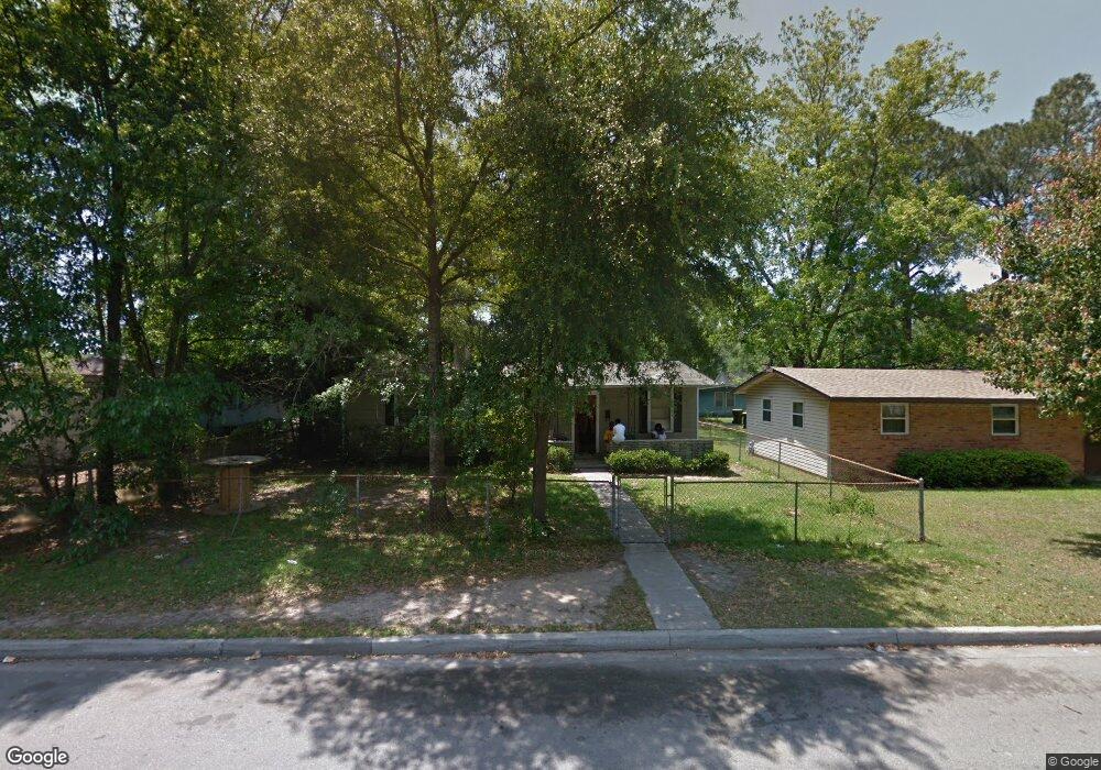 1413 E 56th St, Savannah, GA 31404 - photo 1