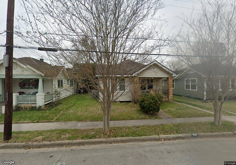 917 W Gardner St, Houston, TX 77009 - photo 1