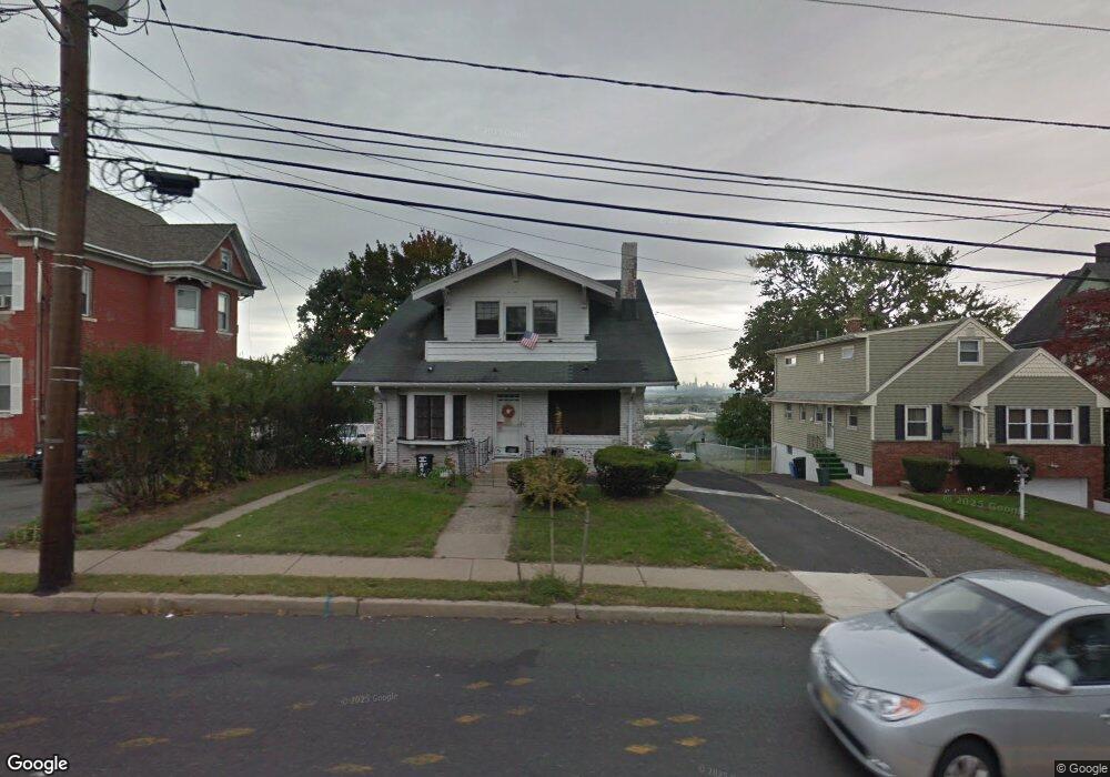 611 Hackensack St, Carlstadt, NJ 07072 - photo 1