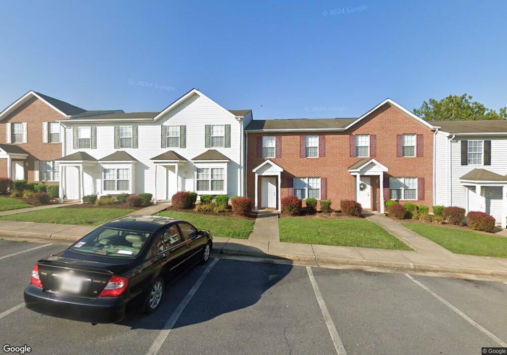 406 Pheasant Run Cir, Harrisonburg, VA 22801 - photo 1