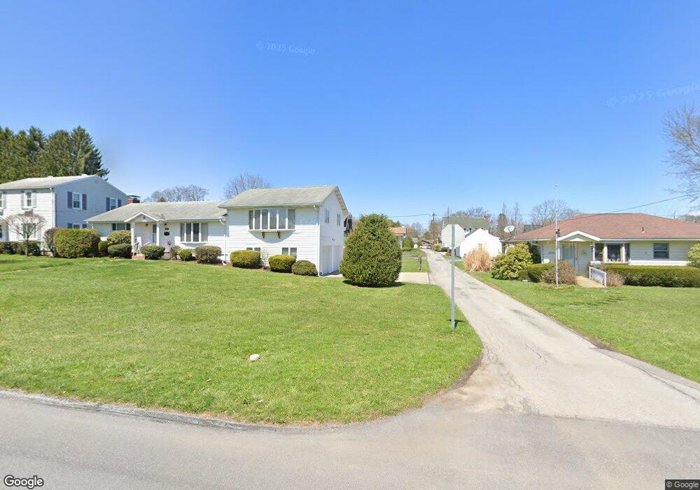 1902 Sunshine Ave, Johnstown, PA 15905 - photo 1